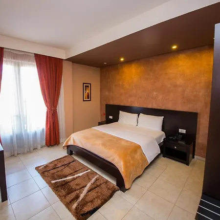 Denver Hotel 3*